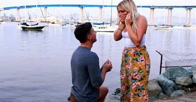 Woman Asks Internet For Last Minute Wedding Date, Winds Up Getting Hitched