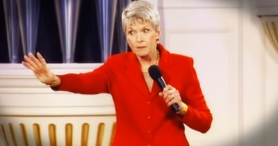 Jeanne Robertson On Why You Can't Trust a Man with the Luggage
