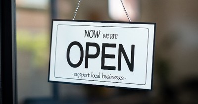 This Restaurant Owner Decided To Let God Run Her Business... Now She Doesn't Charge For Anything!