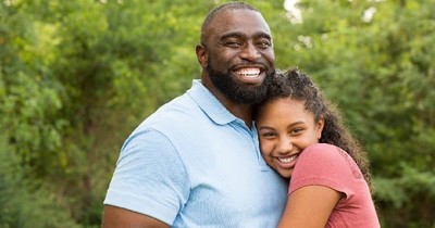 A Dying Father Shows His Daughter Love Through Napkin Notes