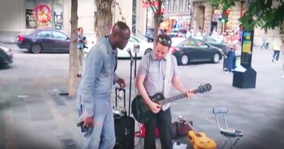 Singer Seal's Surprise Duet With A Street Performer