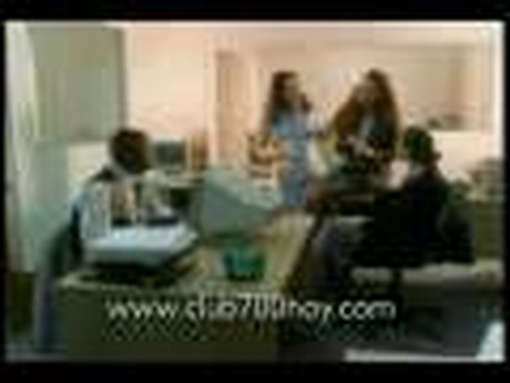 Spot Club 700 Hoy Carta a Emily in Spanish