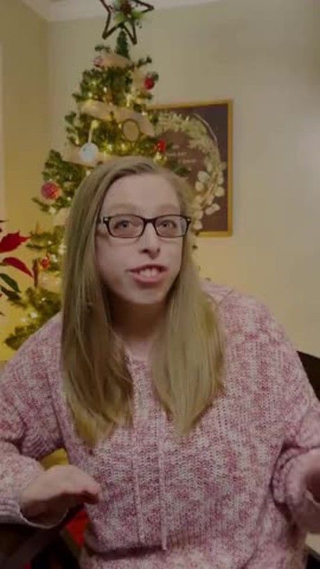 Feeling Distant From God This Christmas? Try These 4 Tips To Draw Closer to Jesus