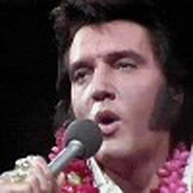Elvis Presley Sings 'How Great Thou Art' Live in 1977
