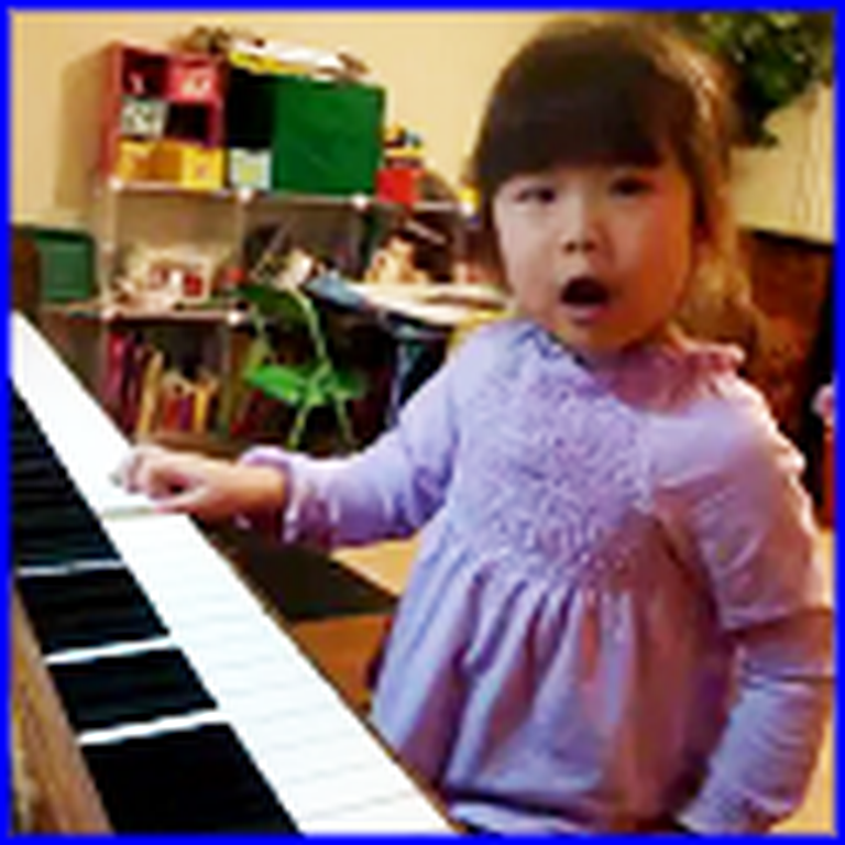4 Year Old Girl Sings I Love You Lord - Adorable