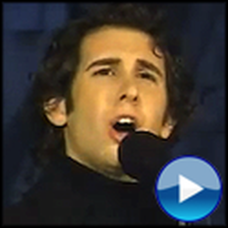 Watch this BREATHTAKING Performance of O Holy Night by Josh Groban - Amazing!
