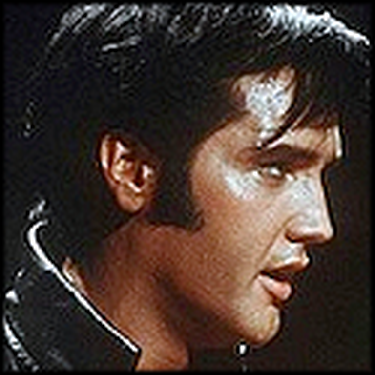 Elvis Presley Sings a Fantastic Version of Silent Night