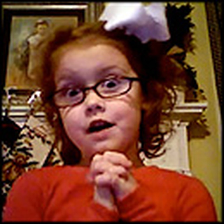 Cute Little Girl's Christmas Song is So Sweet