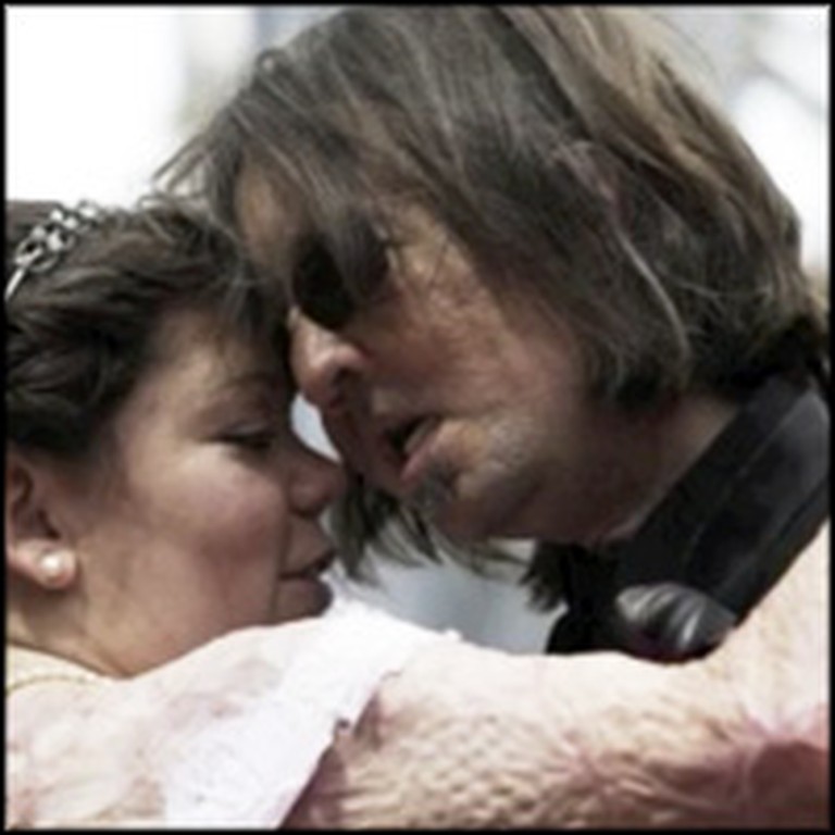 Face Transplant Recipient and Burn Victim Unite in an Amazing Marriage
