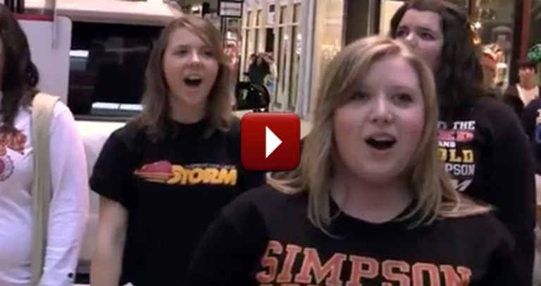 College Students Praise God For All to See - an Uplifting Flash Mob