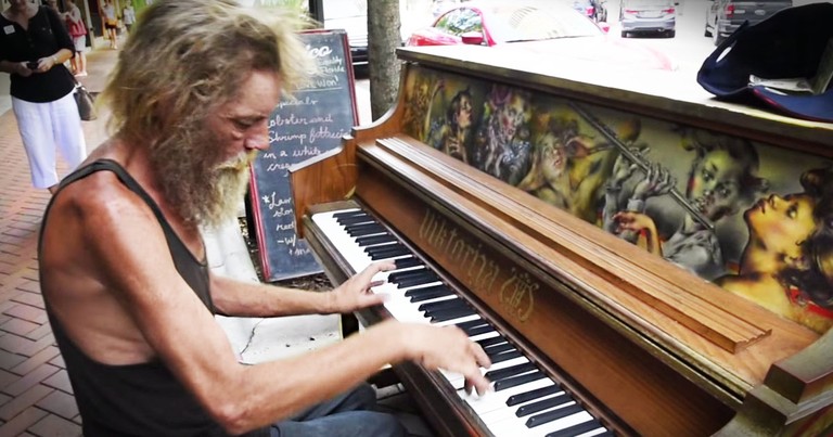 A Homeless Vet Sat Down At The Piano And THIS Happened!