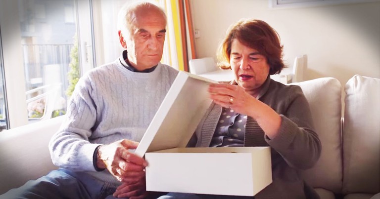 Seniors Remember Their Homes Through A Touching Gift