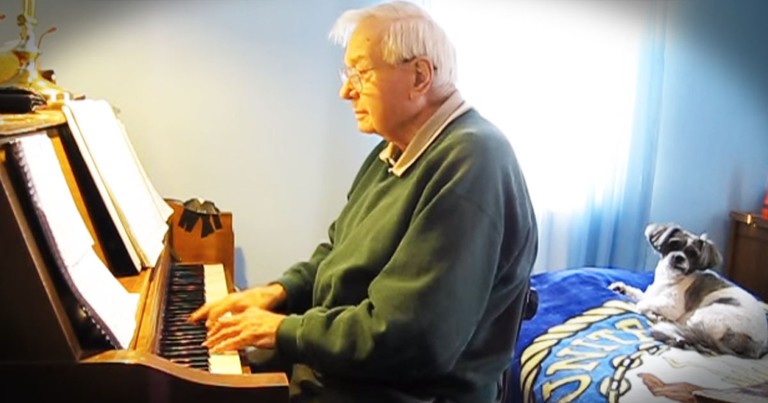 88-year-old Pianist Takes You Back With 'It Might As Well Be Spring'