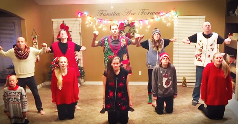 Family Of 8 Wows With Synchronized Christmas Dance!