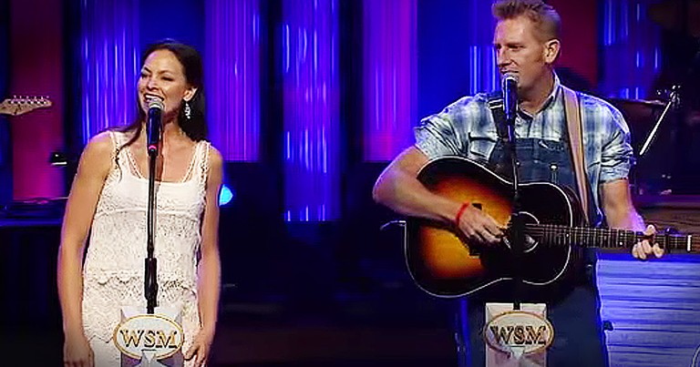 Joey + Rory Singing With Their Daughter Left Me In Tears