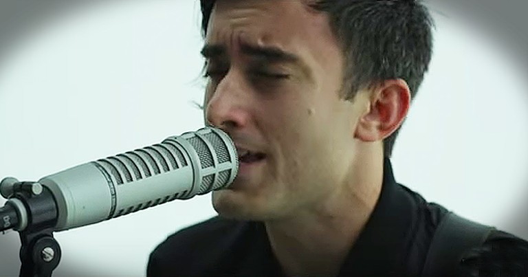 Phil Wickham's 'Your Love Awakens Me' Will Be Your New Anthem