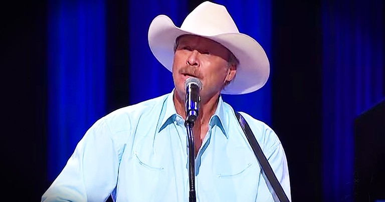 Country Star's Flashback Performance Left Us All Emotional