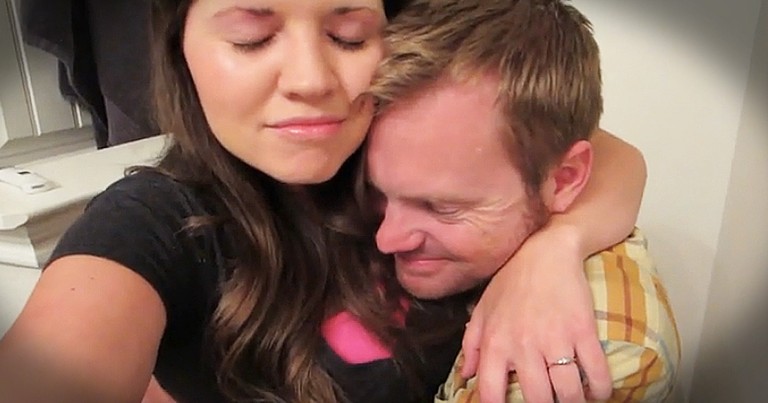Couple Tearfully Learns They Are Pregnant After 5 Miscarriages