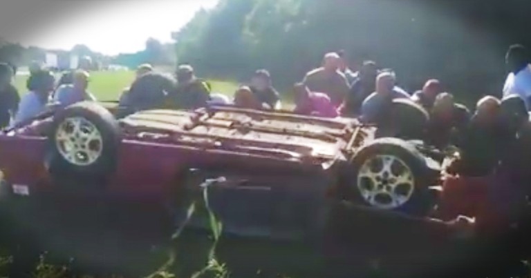 Strangers Rally Together For Stunning Car Crash Rescue