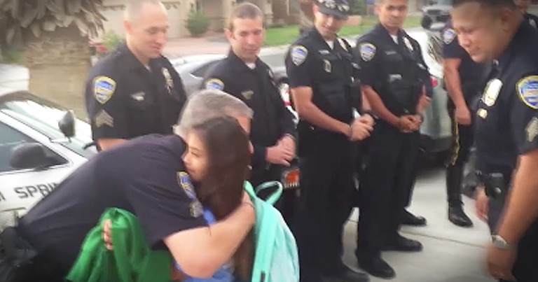 Daughter Of Fallen Cop Is Escorted By Fellow Officers On First Day Of School
