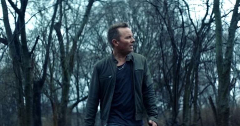 Get Ready To Worship Full Of Hope With Chris Tomlin's Newest Song 'Home'
