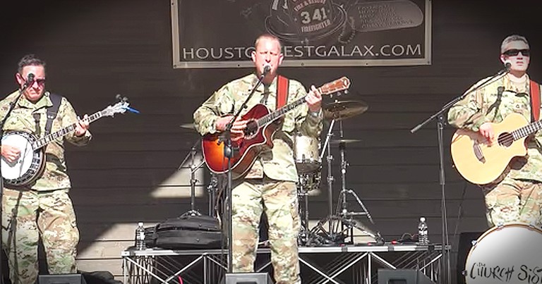 Musical Servicemen Perform 'Proud To Be An American'