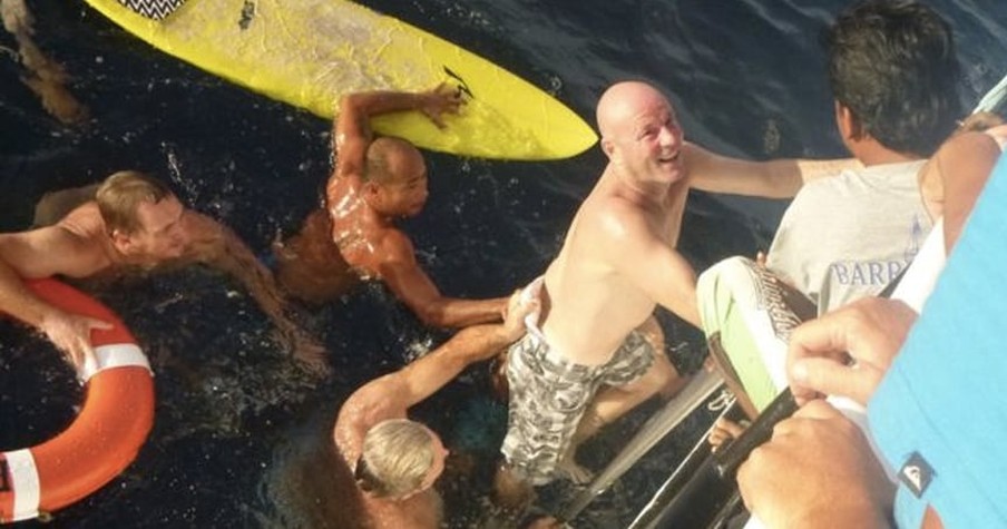 Man Lost At Sea, Treading Water For 28+ Hours, Then He Saw A Cross