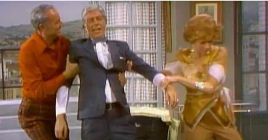 Dick Van Dyke as the Encyclopedia Salesman is Hilariously Ill-Prepared in This Funny Skit