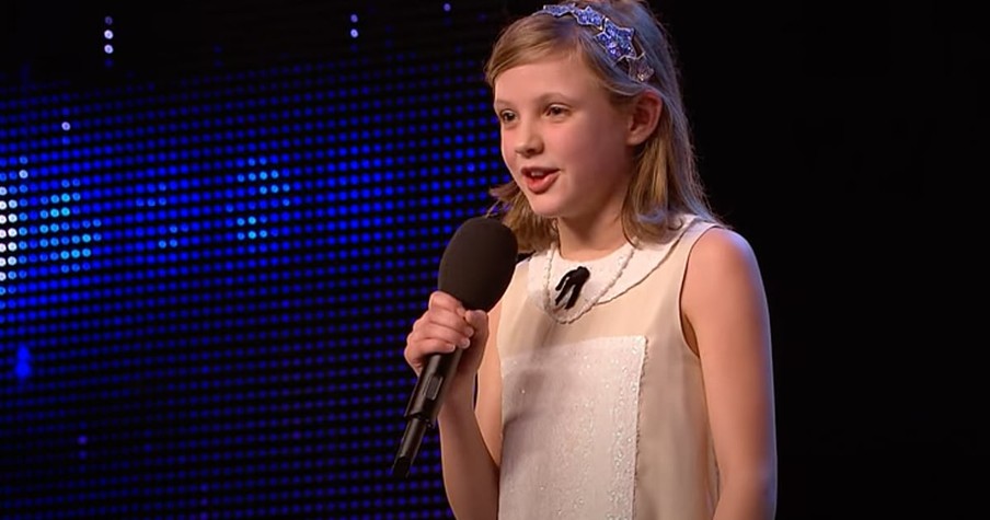 10-Year-Old Belts Out The Words To 'Somewhere Over The Rainbow' And Gets A Standing Ovation