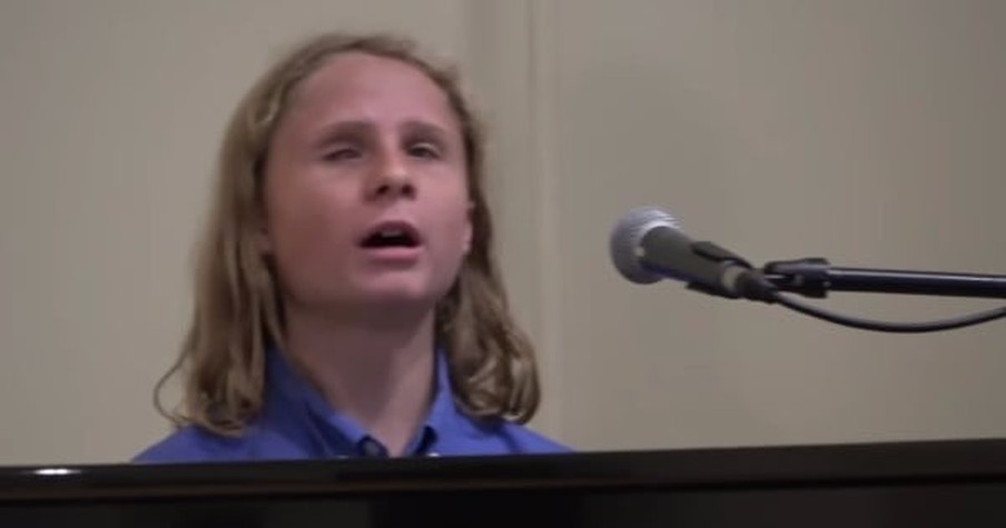 Blind 15-Year-Old Jonah Manley Sings A Touching Version Of 'You Raise Me Up' At Mom's Memorial