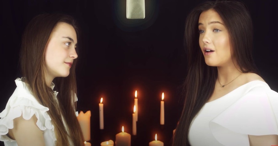 2 Sisters Sing 'The Prayer' In A Breathtakingly Beautiful Duet