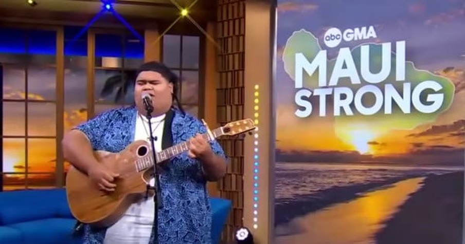 Idol Winner Iam Tongi Sings Lyrics to 'Starting All Over Again' in Support of Maui Wildfire Victims