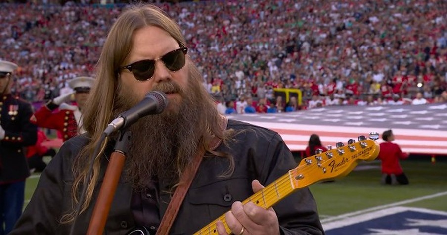 Prepare For Chills As Chris Stapleton Sings A Powerful Version Of 'Star Spangled Banner'