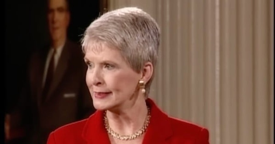 Jeanne Robertson Hilariously Explains The Differences Between Left Brain Versus Right Brain