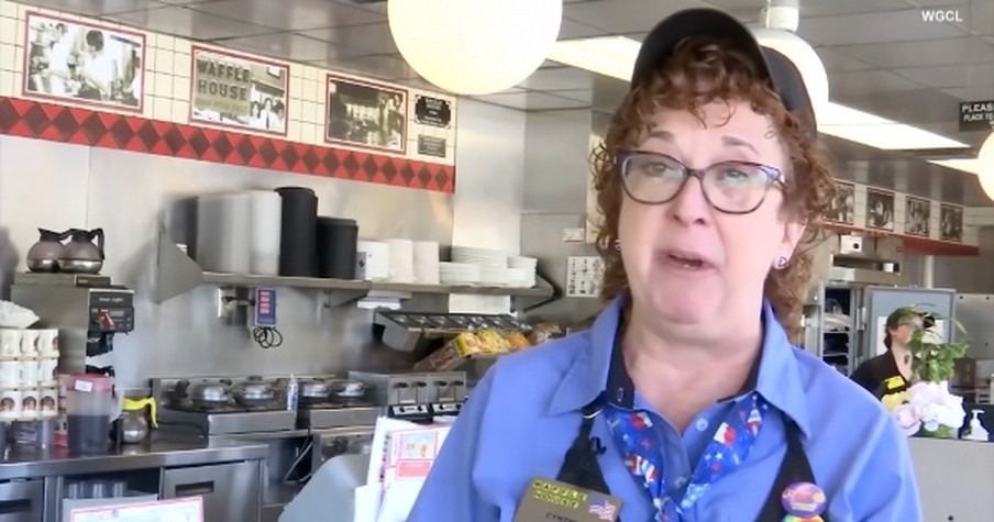 Beloved Waitress Gets A Scary Diagnosis So Waffle House Customers Step In