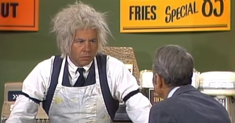 Harvey Korman Stops at a Hot Dog Stand Run by the Oldest Man in Hilarious Sketch