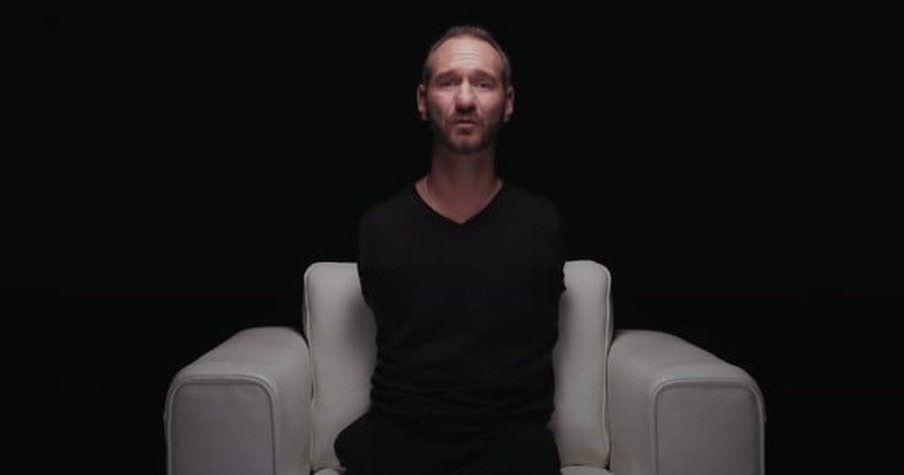 Nick Vujicic, Born With No Arms And No Legs, Is Inspiring So Many With His Incredible Testimony