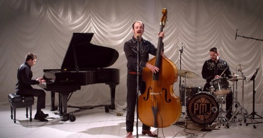 Ragtime Rockabilly Band Performs One Of The Best 'Staying Alive' Covers Out There