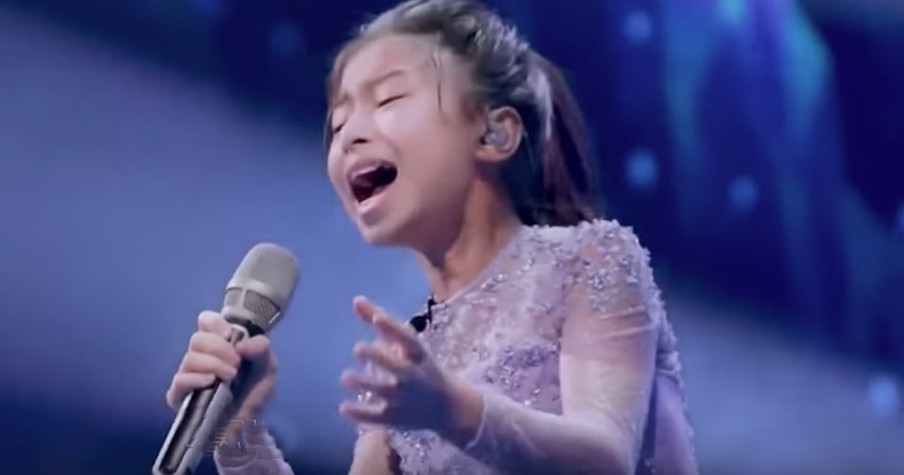 Celine Tam Auditions With Original Song 'Who I Am' And Earns Golden Buzzer