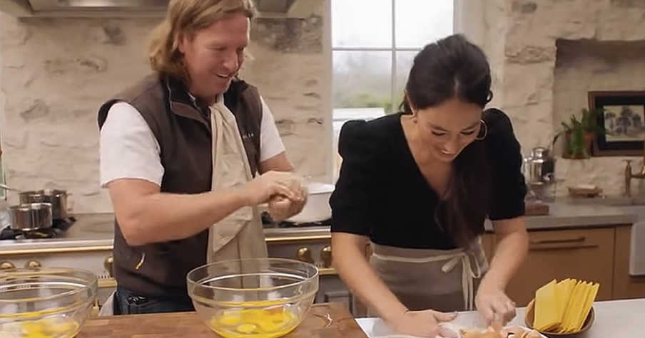 Chip And Joanna Gaines Square Off In The Kitchen And Things Get A Little Crazy