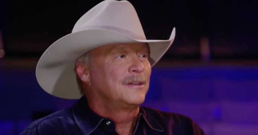 Alan Jackson Kept Health Problems A Secret For Years But Now He Opens Up About His Diagnosis