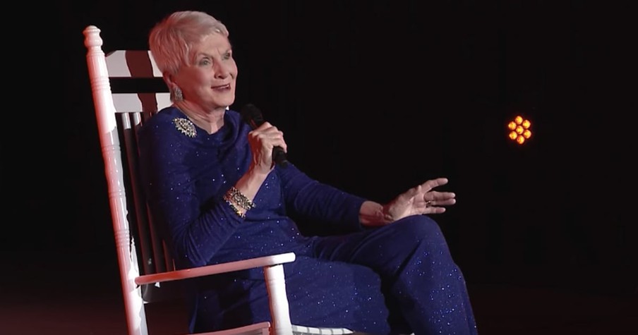 Cab Drivers Don't Transport Pigs And Jeanne Robertson Explains Why In Rocking Humor Show