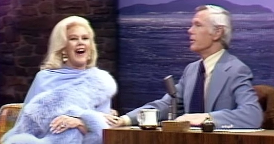 Ginger Rogers Dances With Johnny Carson In Classic Clip Until 1 High Kick Does Him In