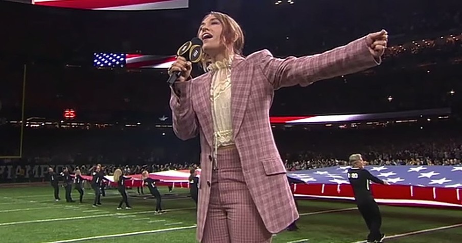 This Lauren Daigle National Anthem Performance at a Championship Football Game Is 1 of the Best