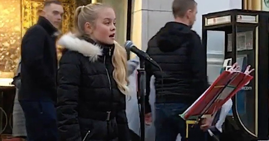 Irish Singer Who's Only 11 Years Old Belts Out 'Can't Help Falling In Love' On A Street Corner