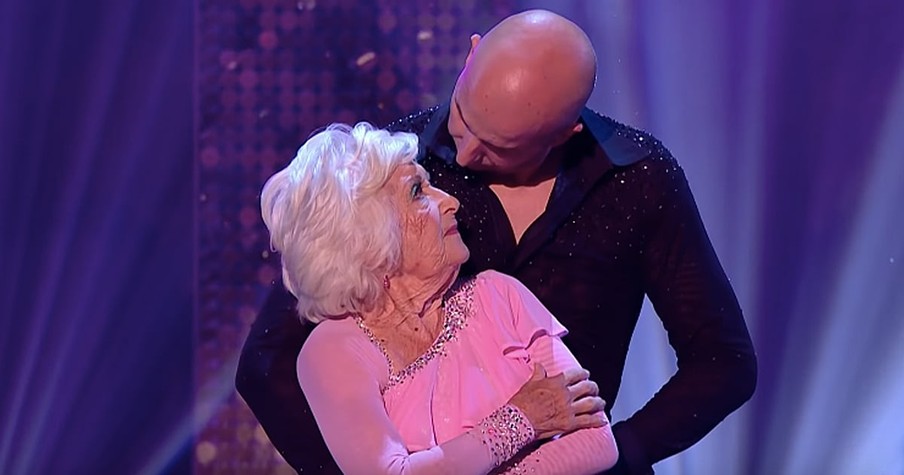 85-Year-Old Paddy And Nicko Dance To 'Time Of My Life' On Britain's Got Talent