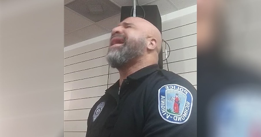 Singing Police Officer Belts Out 'The Best Of Me' Gospel Song And My Jaw Hit The Floor