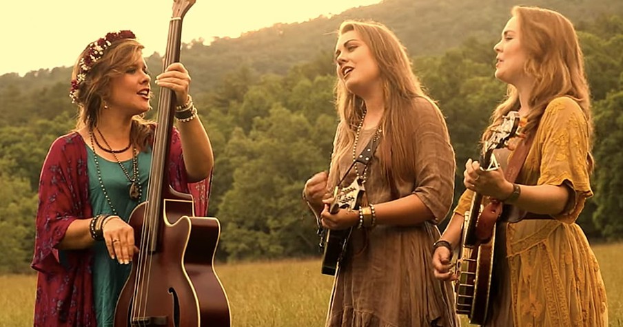 Siblings Of Southern Raised Bluegrass Sing 'Letting Go' Gospel Song