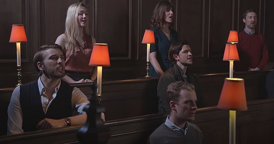 8 Voices Blend Beautifully For 'Sound Of Silence' A Cappella Version That Is Simply Gorgeous