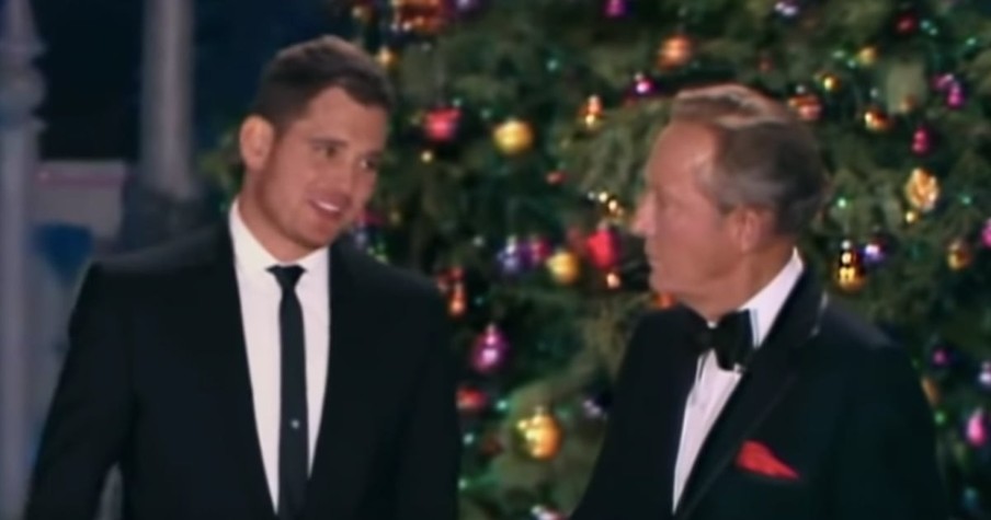 Michael Buble Sings 'White Christmas' With Bing Crosby Thanks To Special Technology